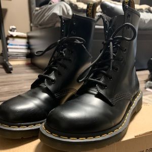 Doc Martens 1460 Black (Smooth)